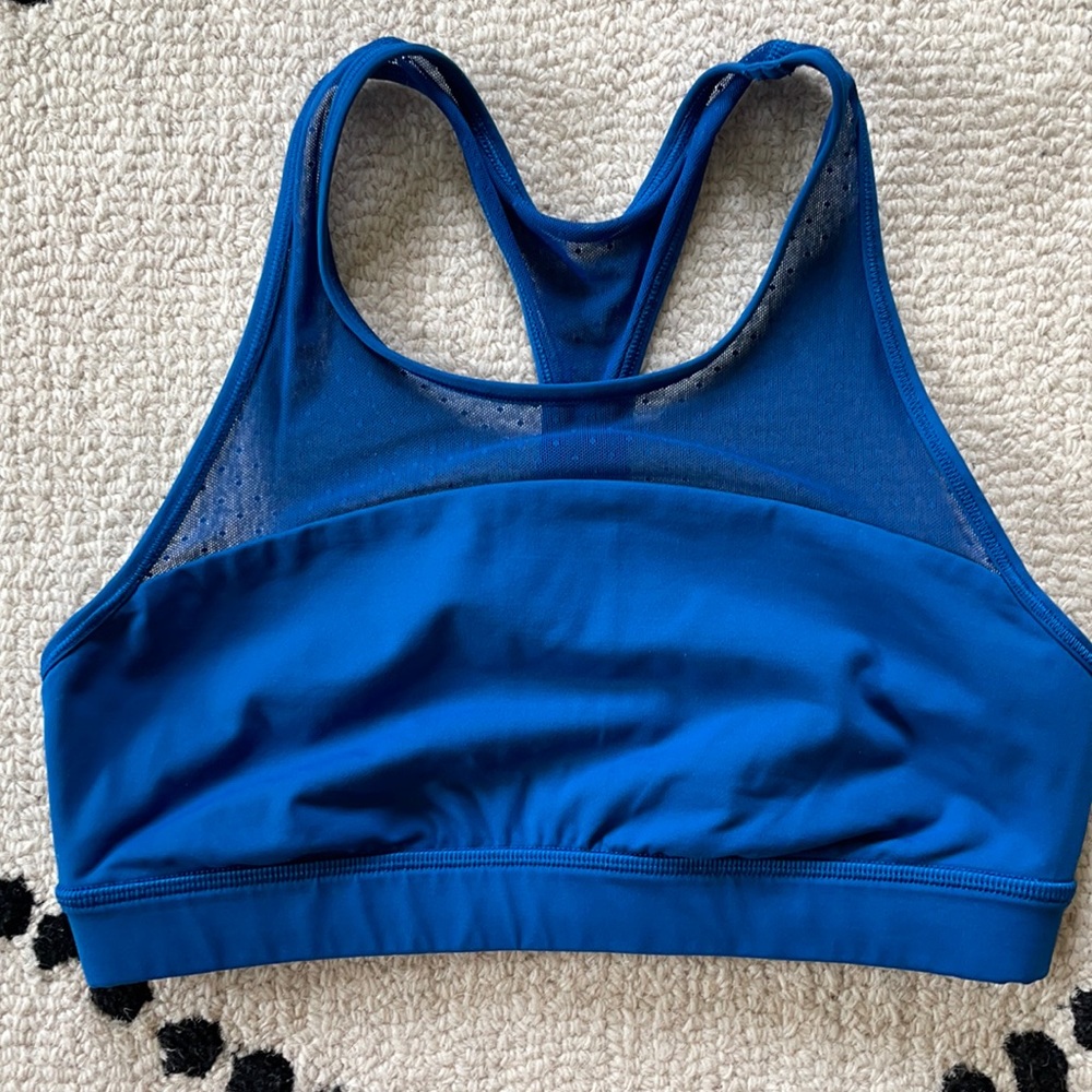 lululemon sports bra, size 6